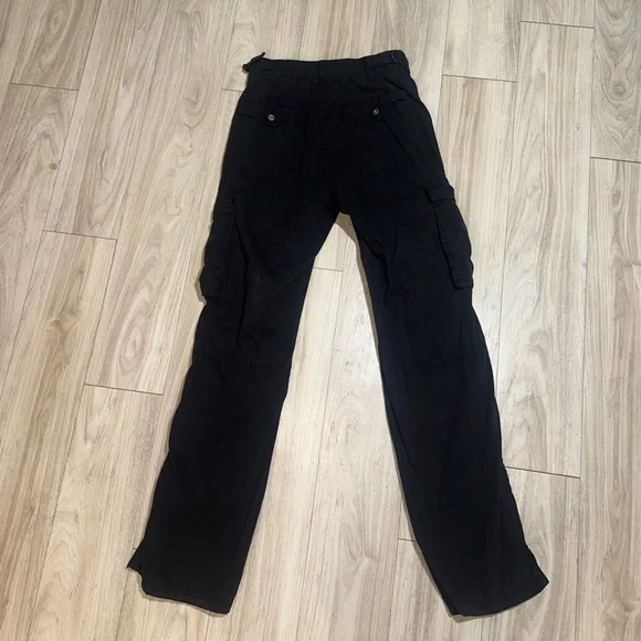 Bershka black straight cargo pants. Women’s sized 2 with adjustable waist. - Picture 3 of 4